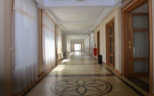 Royal President Hotel