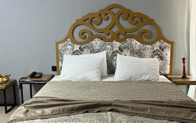 Si̇lva Deluxe Hotel