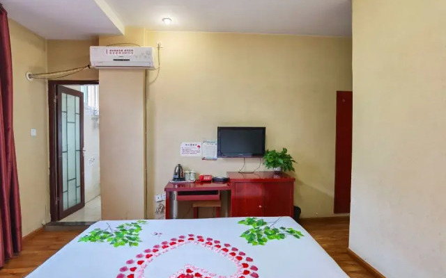 Donghao Hotel (Xichang tourism distribution center store)