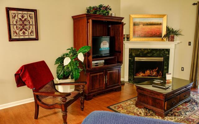 Whispering Pines 322