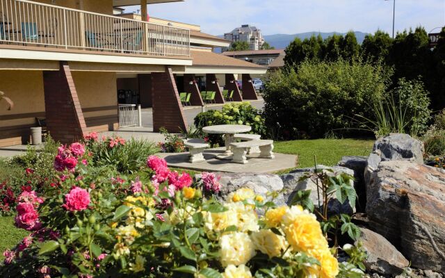 Dilworth Inn