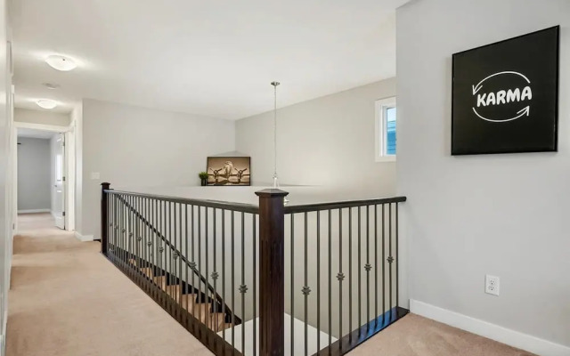 The Mask - 5BD - Movie Room - Kidfriendly