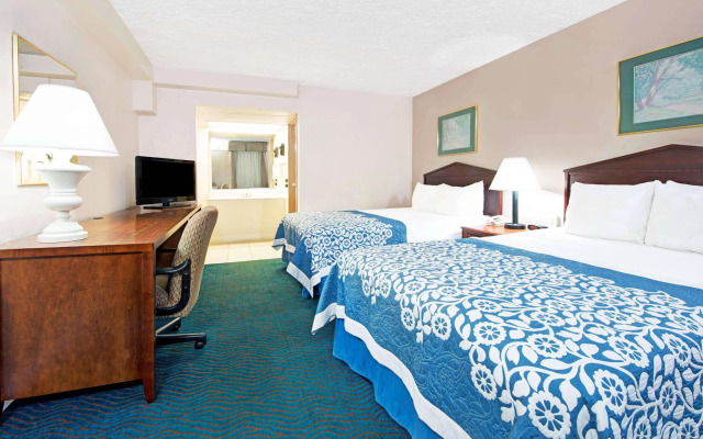 Days Inn St. Louis - Lindbergh Boulevard