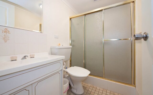 Bay Parklands, Unit 44/2 Gowrie Avenue