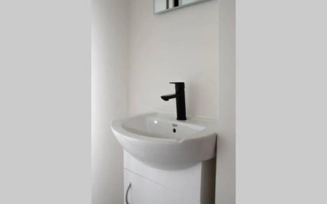 Super luxurious & spacious designer apartment.