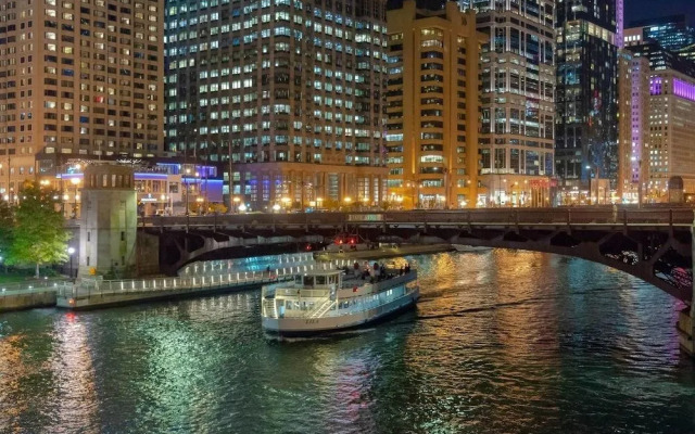 Furnished Suites Near Navy Pier