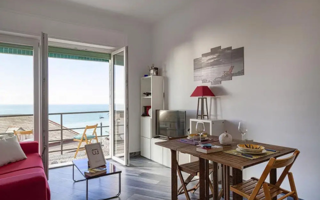 Sunset Apartment Above the sea by Wonderful Italy
