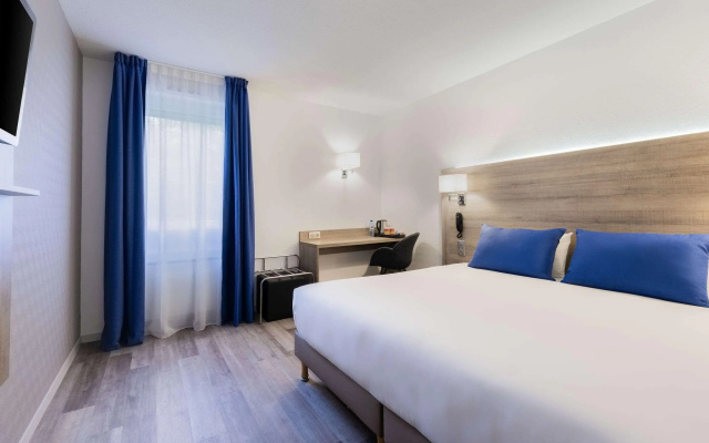 Quality Hotel Le Circuit - Le Mans