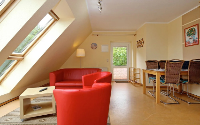 Spacious Apartment in KÃ¼hlungsborn With Terrace