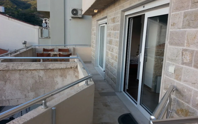 Apartmani AURA