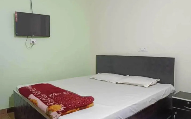 Oyo 91128 Hotel Mongoose Palace