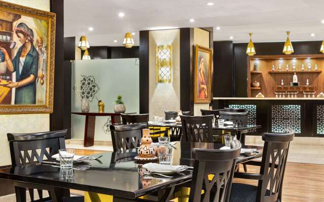 Radisson Blu Hotel & Convention Center, Alexandria