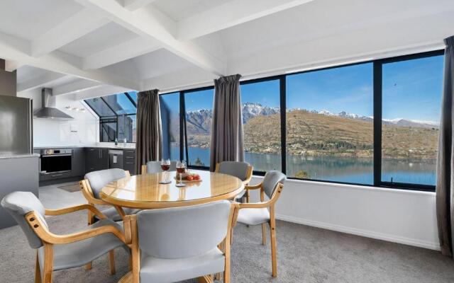 Woodlands Close Retreat