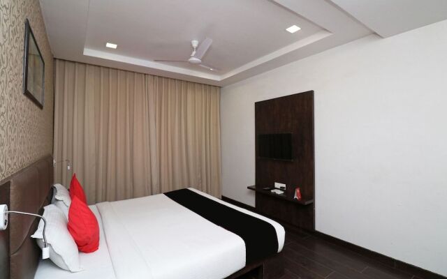 Capital O 23469 Hotel Ss Grandeur