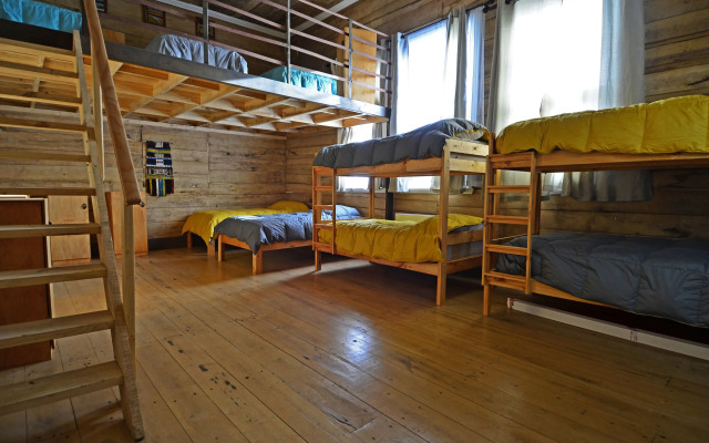Casa Apel Hostel