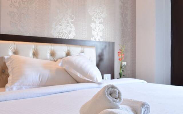 Hotel FloraInn