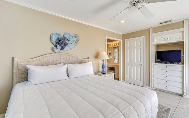 Sandpiper Cove 2136 2 Bedroom Condo by RedAwning