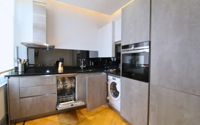 Ealing Broadway by Viridian Apartments