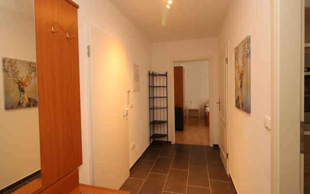 Central Apartment Near the Trade Fair