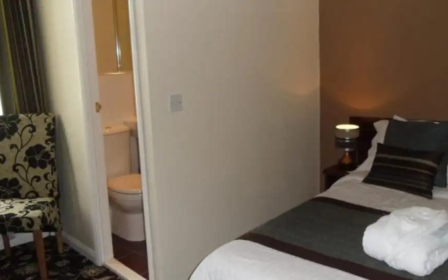 Waverley Hotel