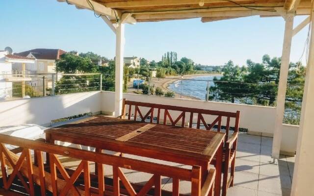 Charming Apartment in Vrsi Mulo, Great Place in Dalmatia for Family Vacation