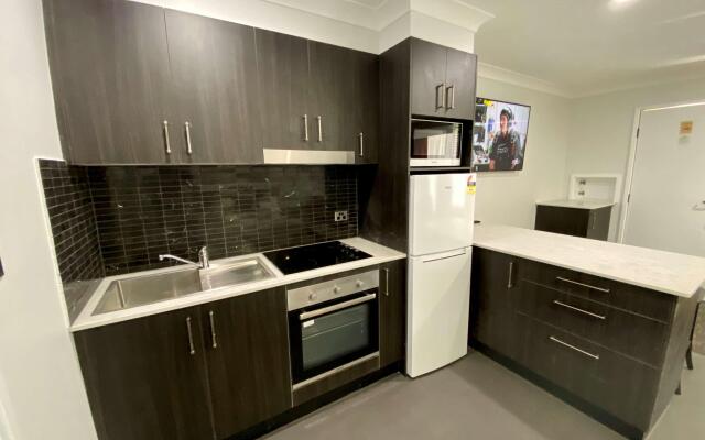 Best Western Plus All Settlers Motor Inn