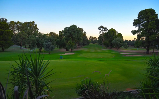 Renmark Resort