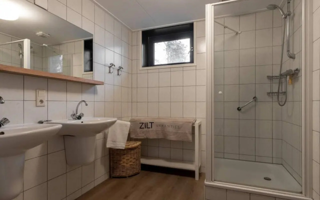 Holiday Home on the Veerse Meer