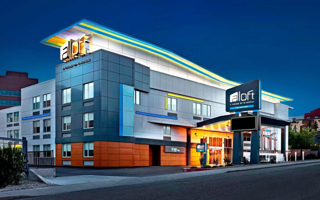 Aloft Calgary University