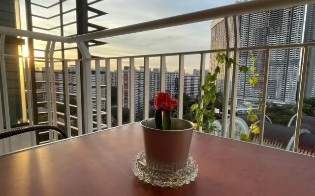 Private Jacuzzi Staycation at KL City 721