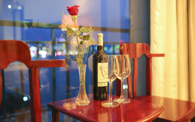 Happy Day Riverside Hotel & Spa Danang