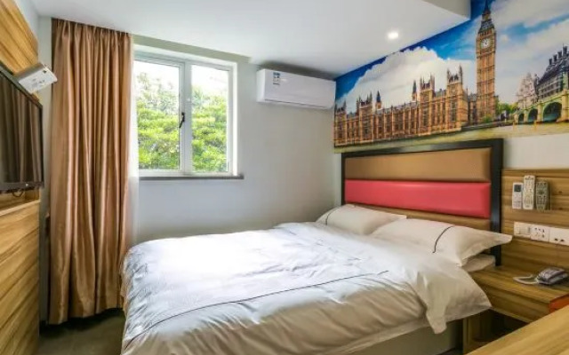 Holiday Inn on Sunday (Shanghai New International Expo Center)