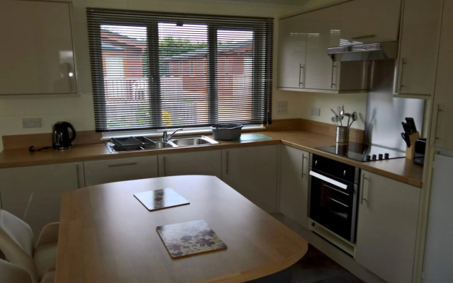 Three Bedroom Lodge 12