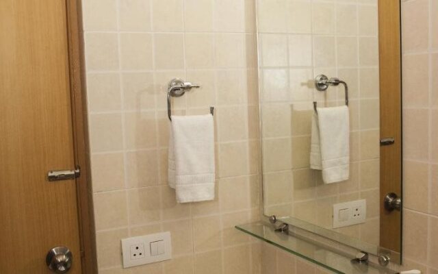 Red Fox Hotel Chandigarh