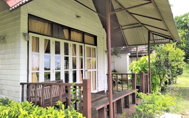 Khao Nam Khang Resort