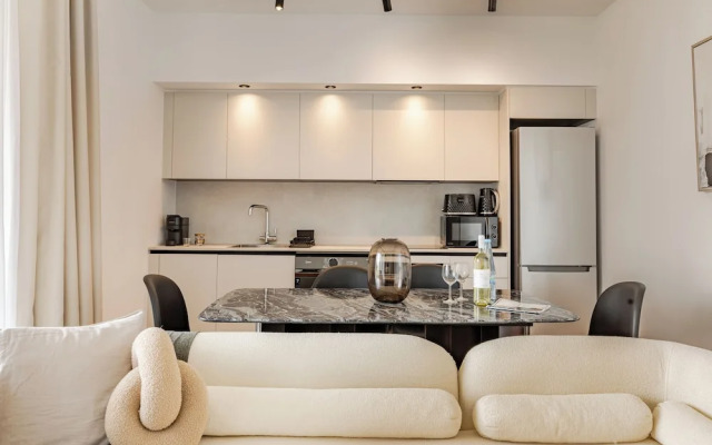 Yamas Urban Living Sequoia Residence
