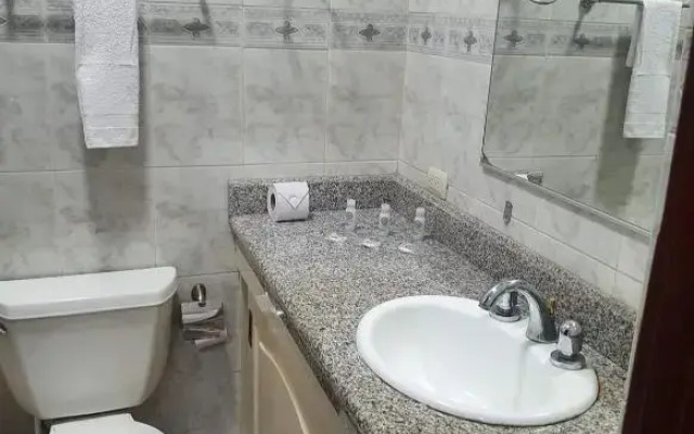 OCEANIk SUITES & HOTEL