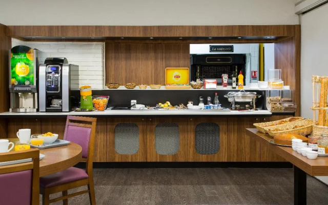 Comfort Hotel Etampes