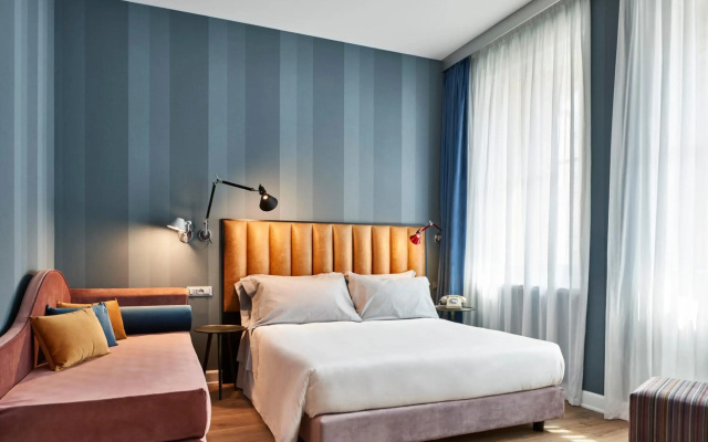 The Modernist Hotel