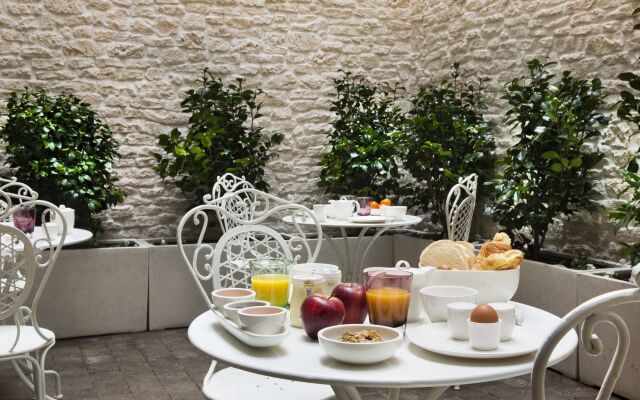 Hotel Celeste Batignolles Montmartre