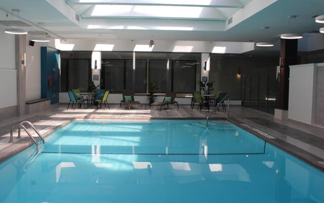 Crowne Plaza Kitchener-Waterloo by IHG