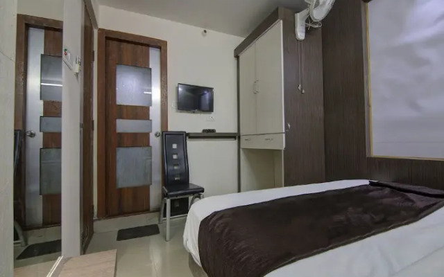 Raj Residency