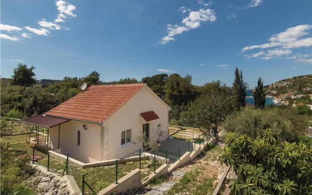 One-Bedroom Holiday Home in Drvenik Veli