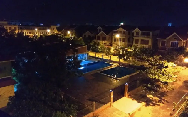 Halo Hostel
