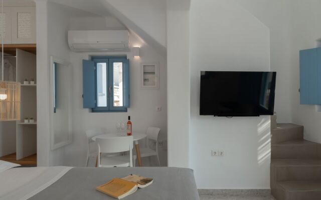 Camvillia Donoussa Village Suites