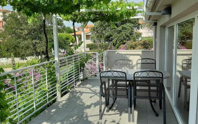 Haus Mirela