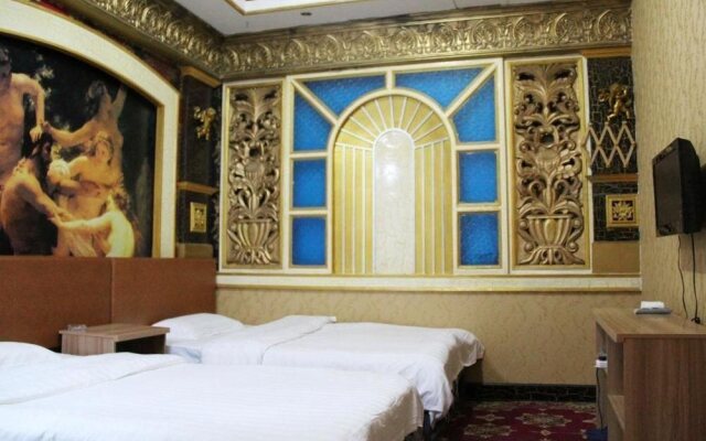 Qingdao Zhenningqiao Business Hotel