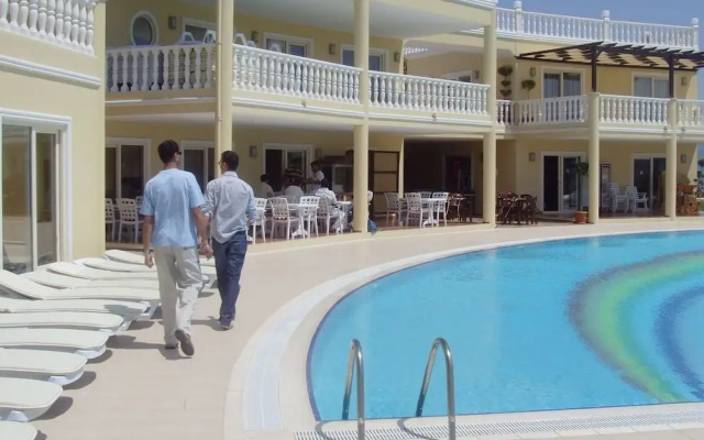 Stunning 4 Bedroom Private Villa - With Pool