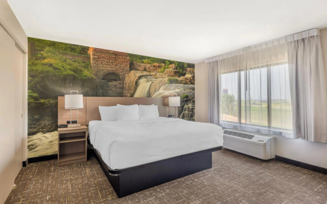 Clarion Pointe Sioux Falls Airport