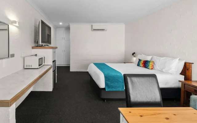 Border Gateway Motel